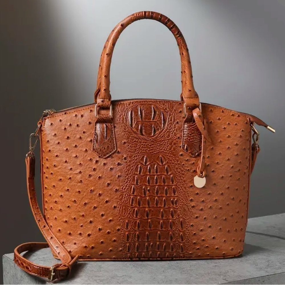 Luxury leather Crocodile Pattern Handbag - Picture 4 of 5